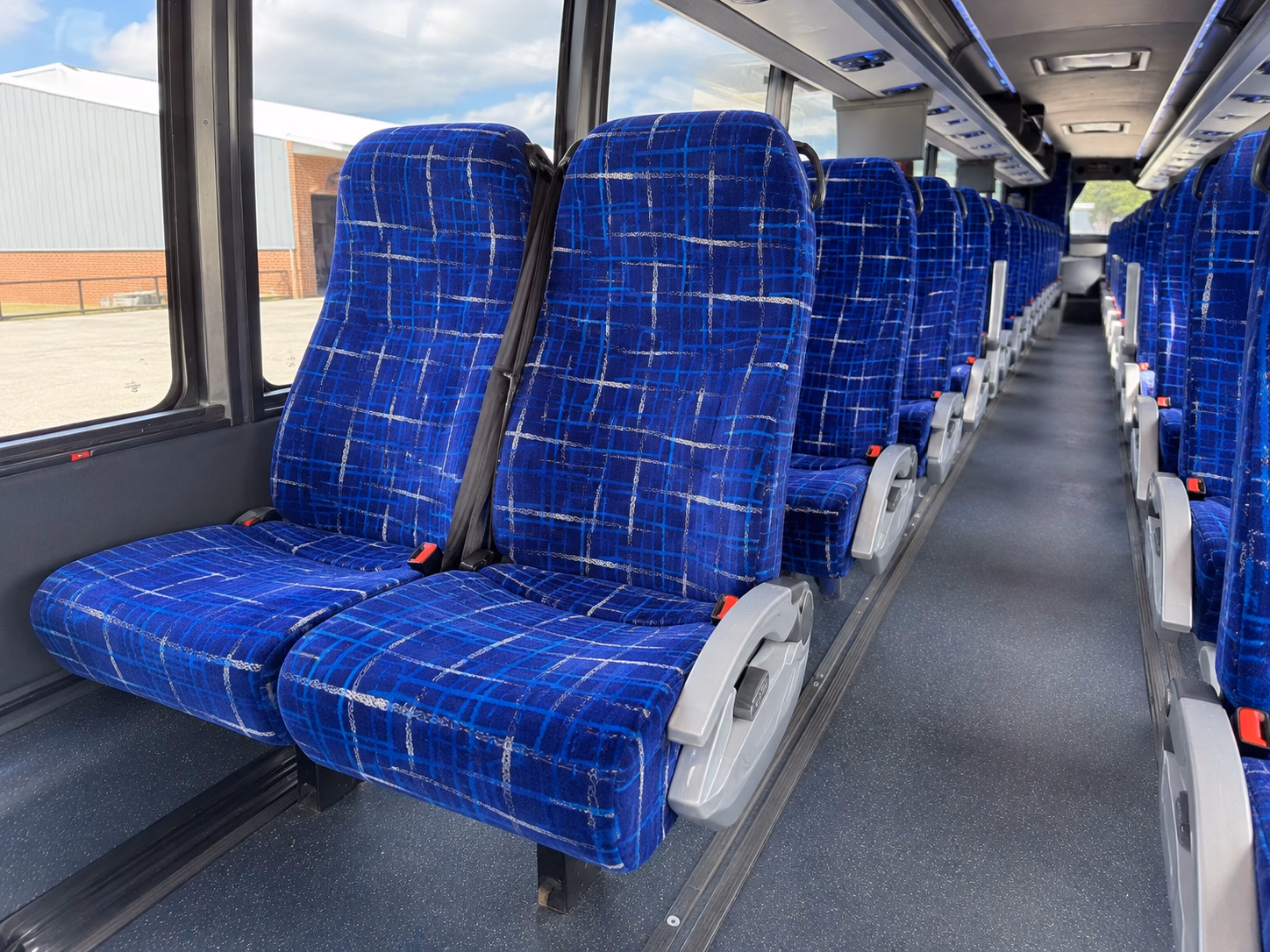 concert parking shuttles for event organizers