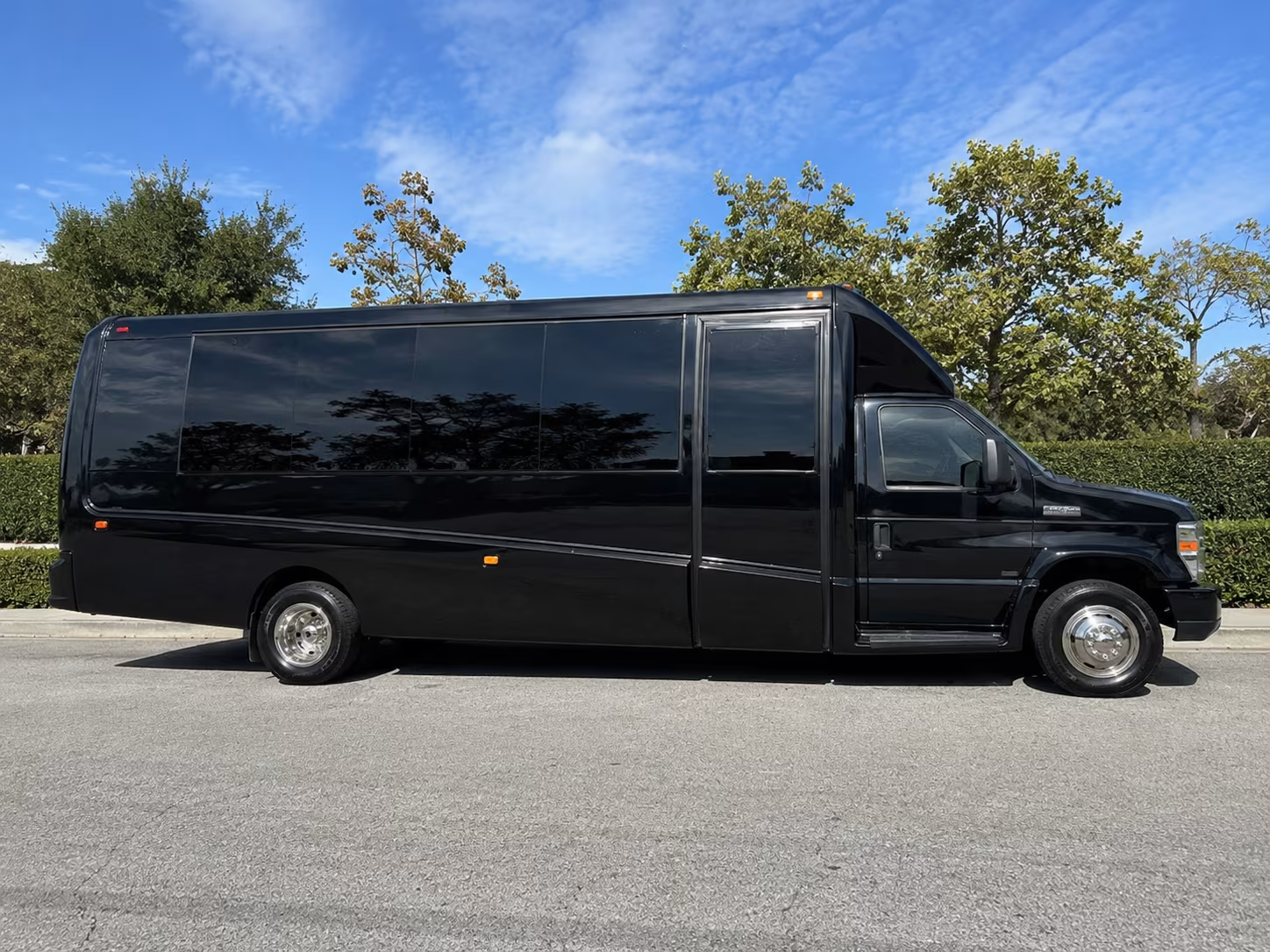 memphis military base transfer and troop movement buses