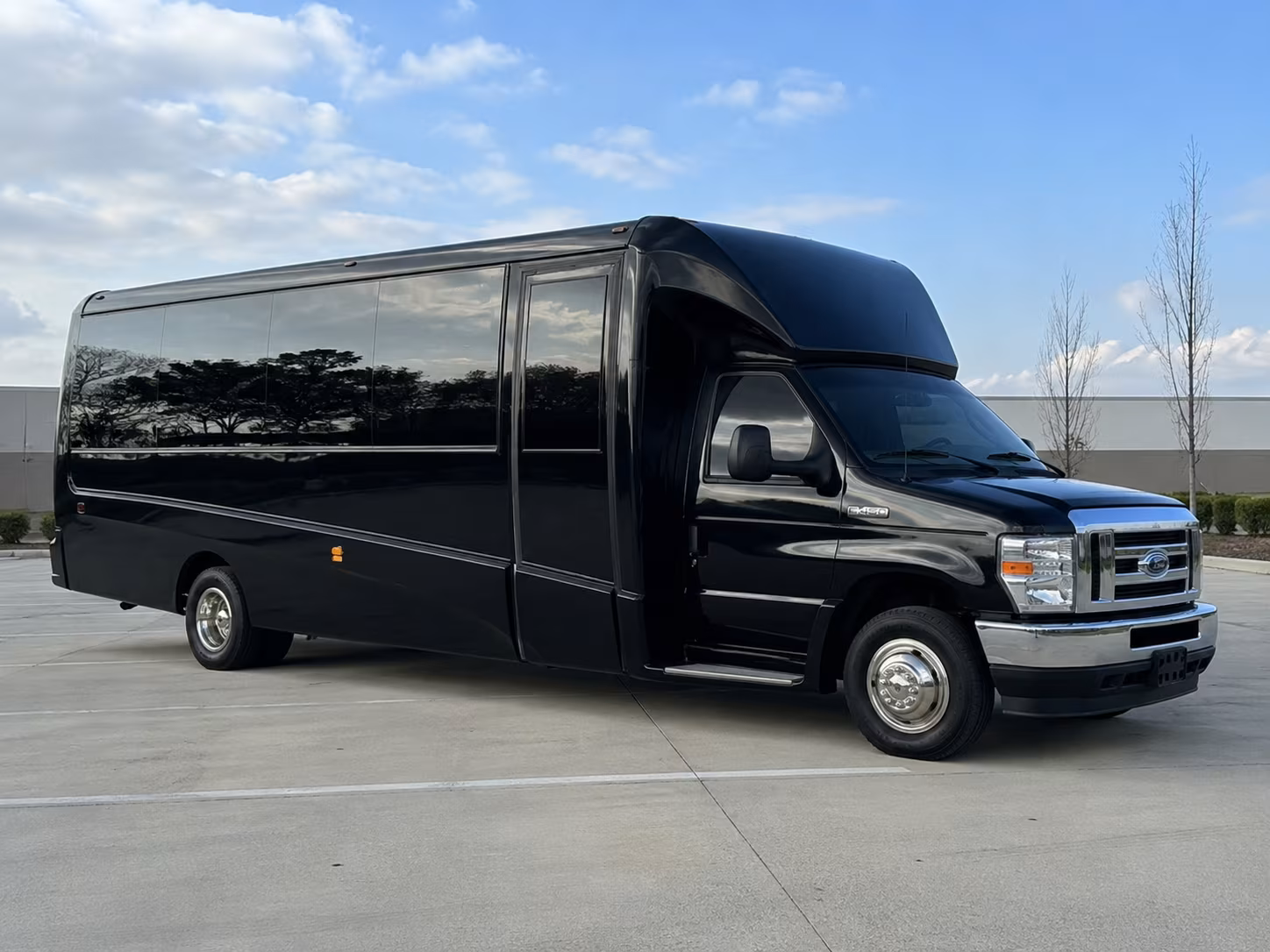 memphis parking shuttle and park and ride bus rentals