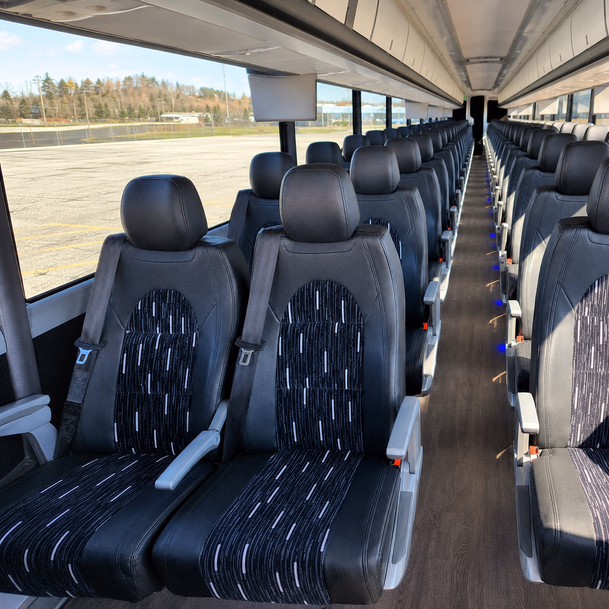 private charter buses for layovers in memphis