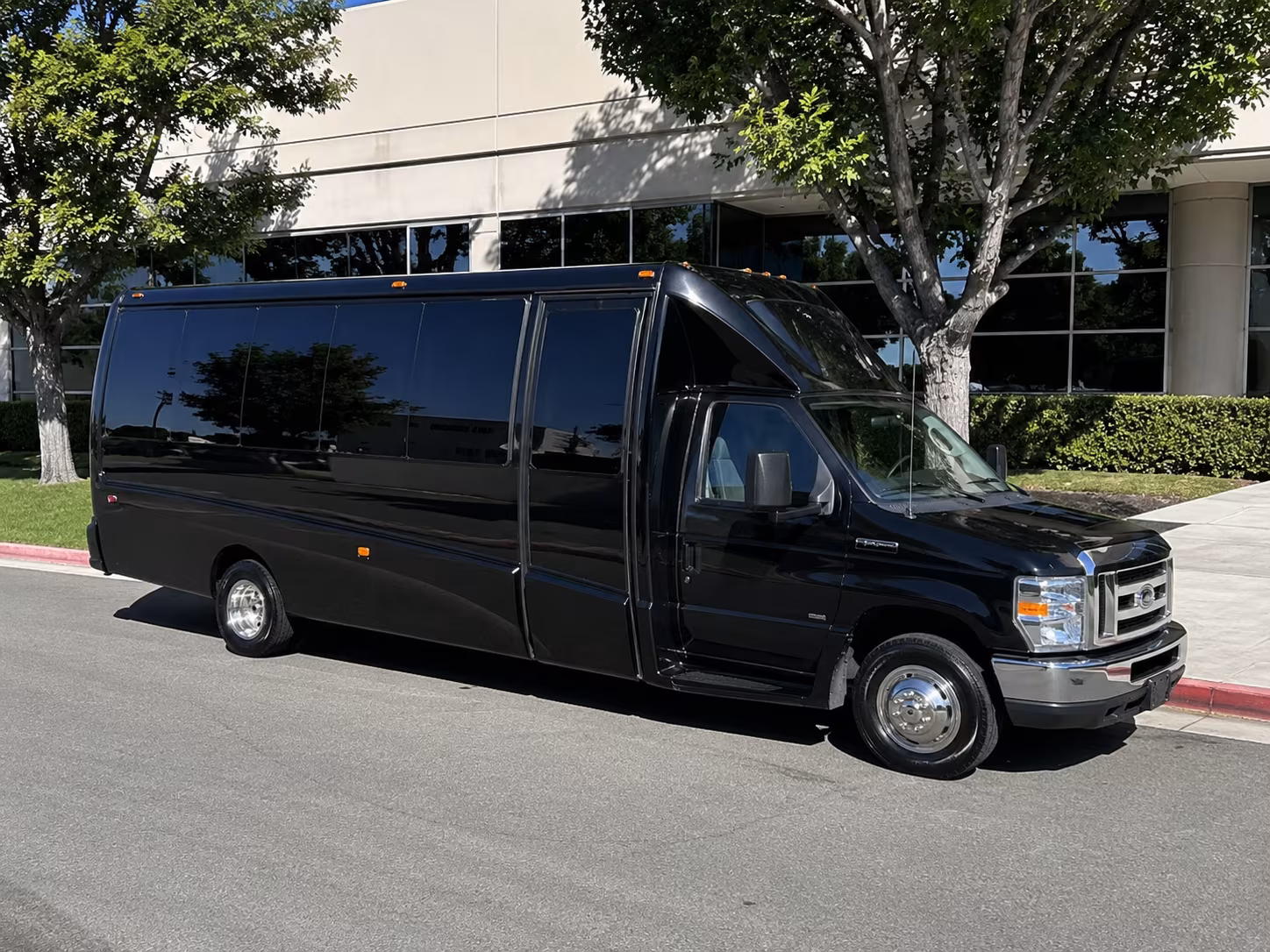 why book winery and brewery tours through memphisshuttlebusrentals com